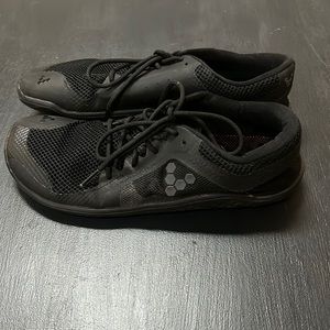 Black Vivo Barefoot Shoes